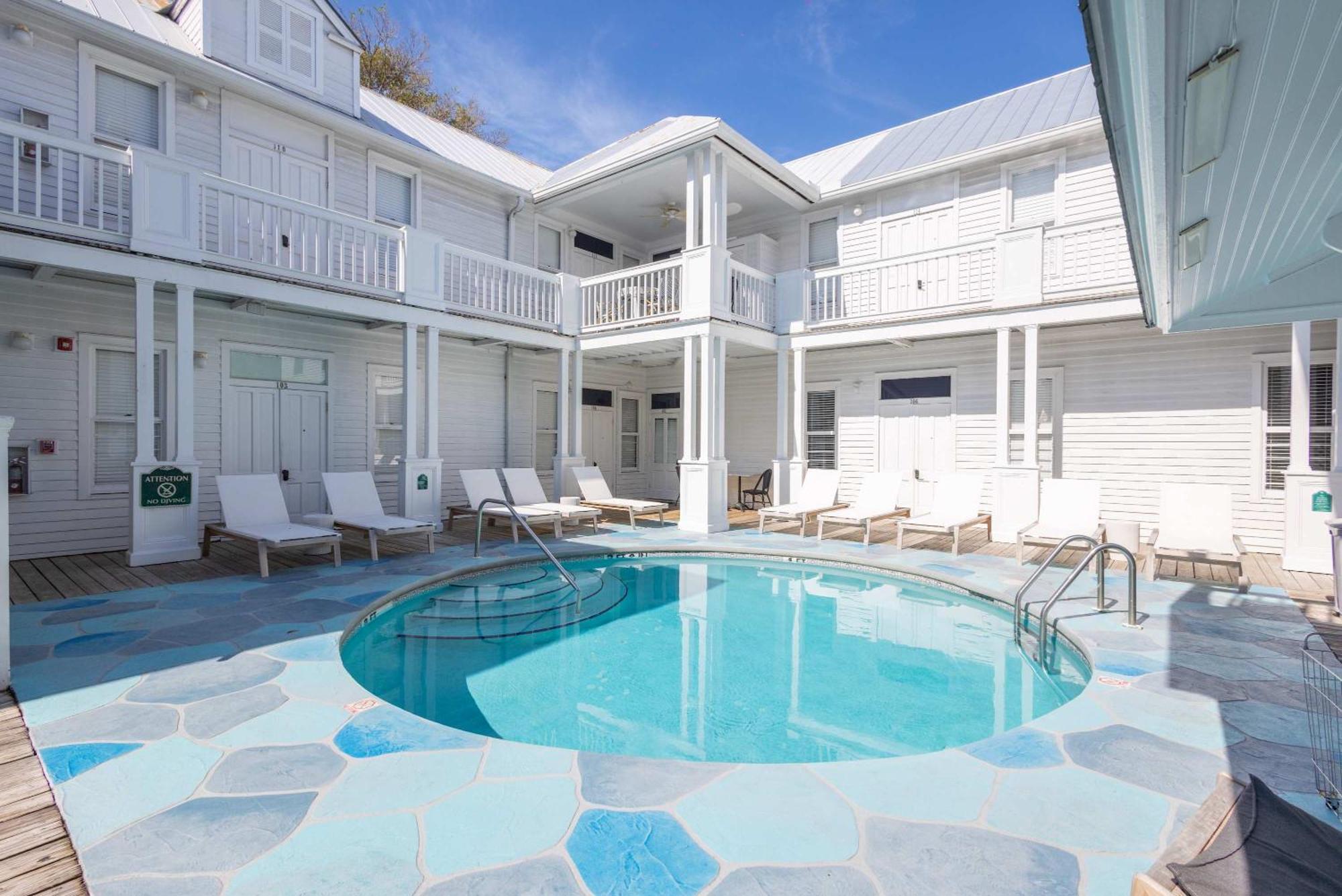 Deluxe King - Curry Mansion With Pool! Otel Key West Dış mekan fotoğraf