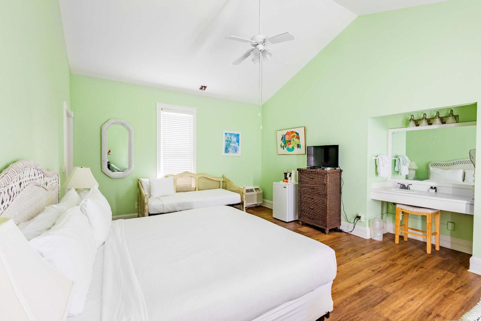 Deluxe King - Curry Mansion With Pool! Otel Key West Dış mekan fotoğraf